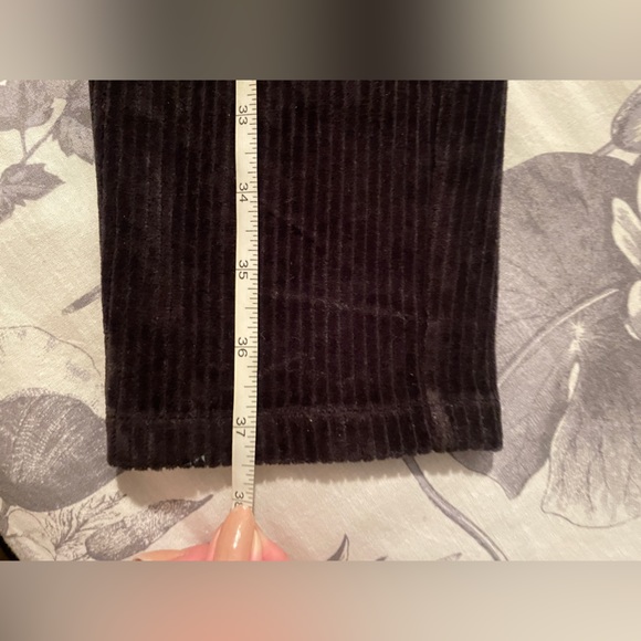 HUE Dark Gray Charcoal Corduroy Mid Rise Stretchy Jeggings Leggings Size Large - Picture 10 of 12